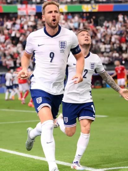 9you娱乐-英格兰主场战胜瑞士，积分领先！