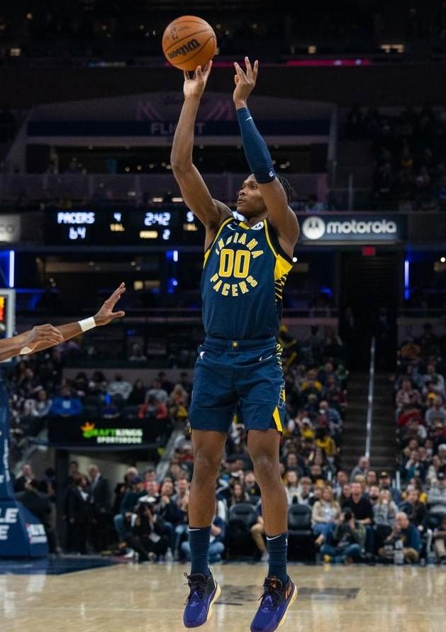 雄鹿队外线发挥出色,期待在季后赛中有所作为 雄鹿队外线发挥出色,期待在季后赛中有所作为