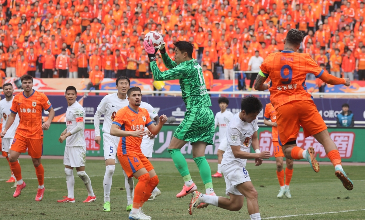 主场作战士气高涨，球队信心倍增