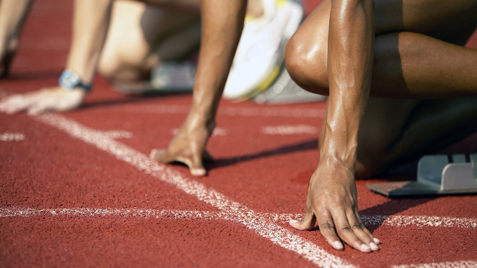 九游体育平台-洛杉矶与休斯顿,一座城的两面封神