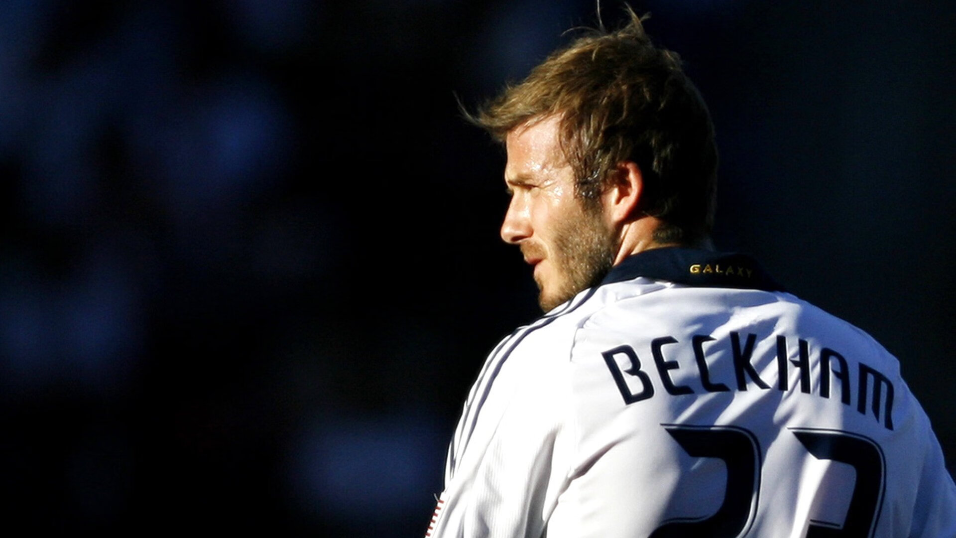 9you娱乐-德甲争冠夜中维尼修斯的隔空对标，舞台越大，光芒越耀眼