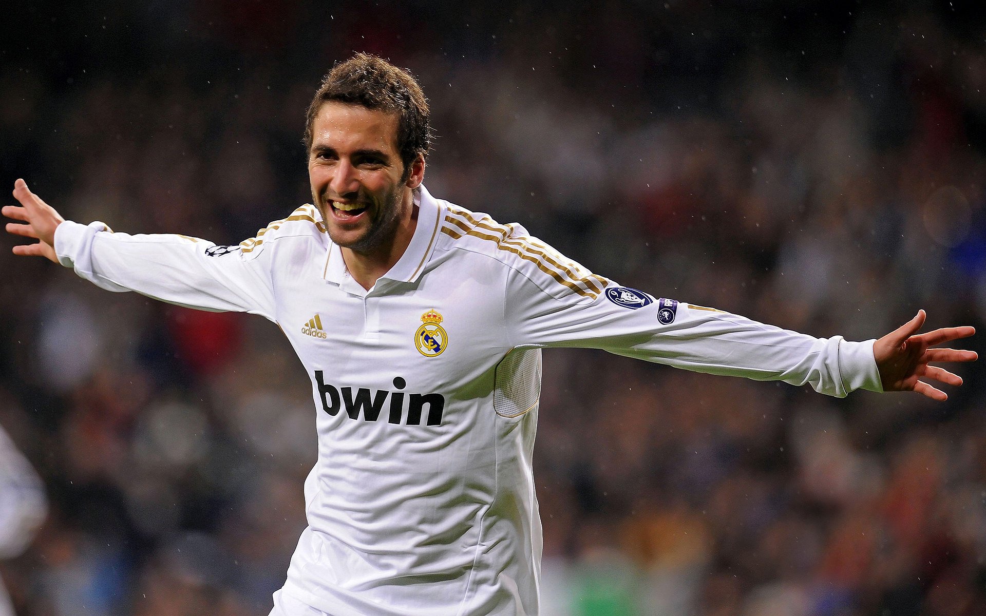 方向盘与终场哨,竞技体育的压哨美学