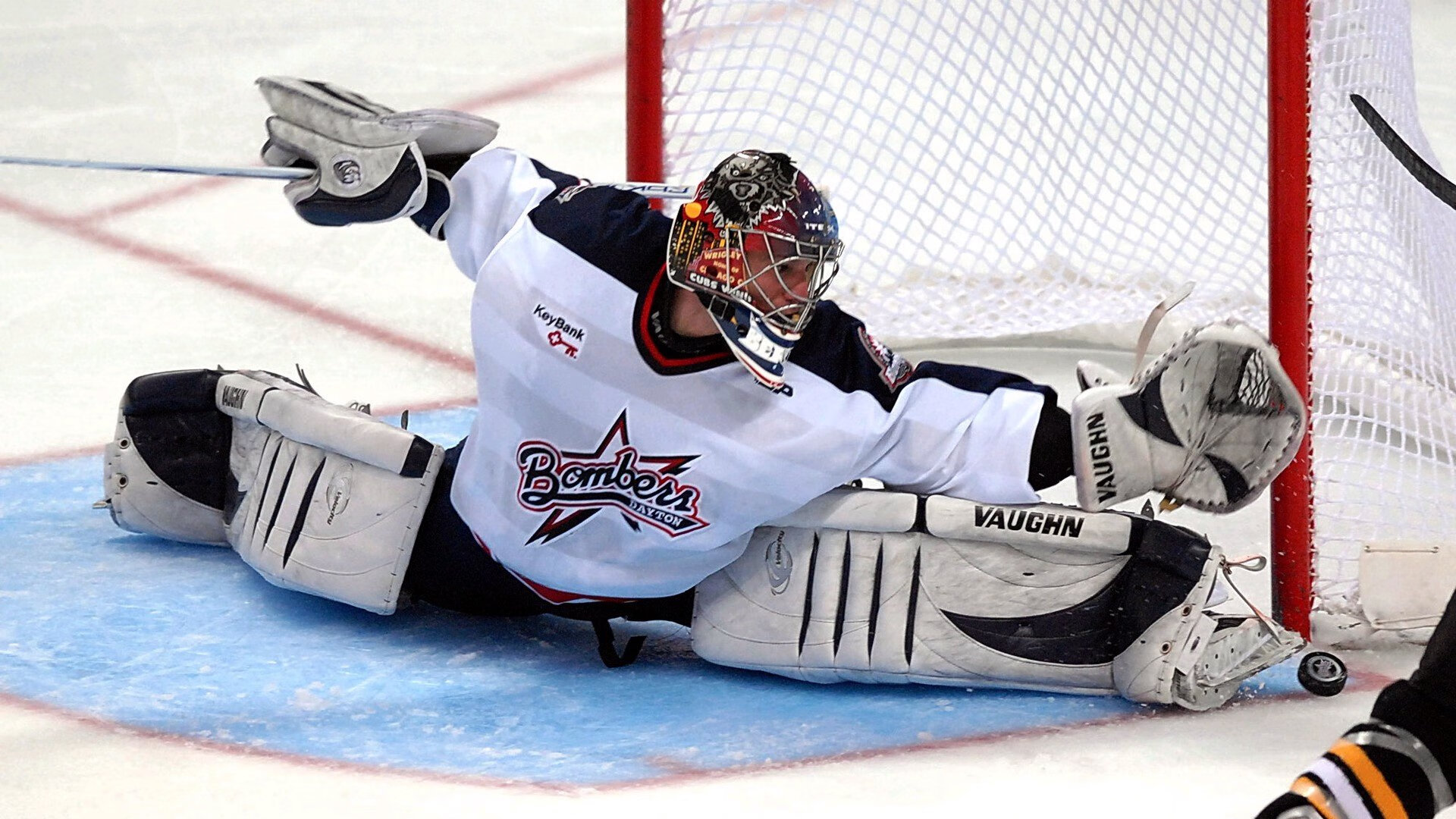 时代转折，塞恩斯单骑救主，红色巨兽在墨尔本苏醒