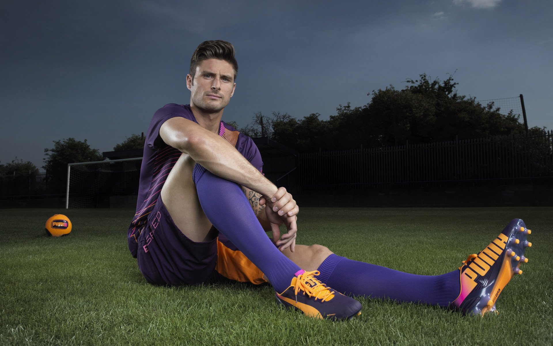 九游体育官方入口-暴雨中的黑马,皮亚斯特里率哈斯车队击穿法拉利之墙